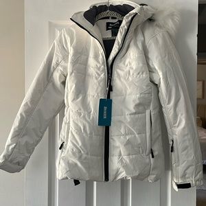 Brand new women’s white ski jacket